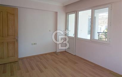 Balçova Site İçi 3+1 Asansörlü Otoparklı