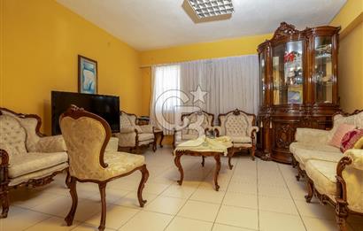 İzmir Sığacık'ta Satılık Otel Teos Marina Yakını Aktif İşletme
