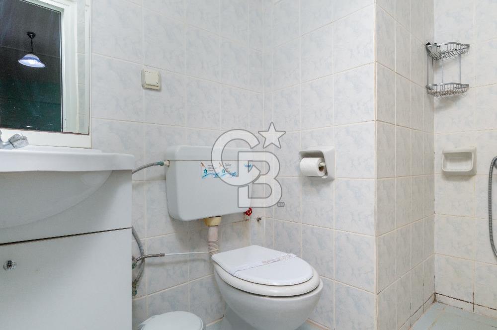 İzmir Sığacık'ta Satılık Otel Teos Marina Yakını Aktif İşletme