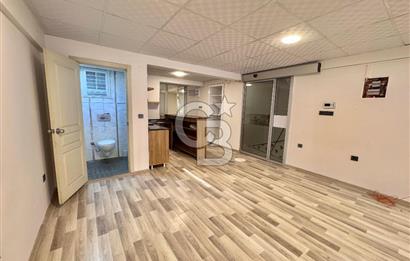 Karşıyaka Çarşıda Yatırıma Uygun Ara Kat 120m2 Satılık Ofis 
