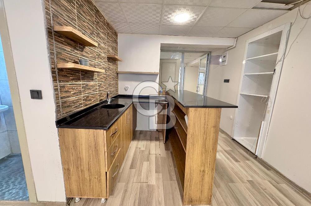 Karşıyaka Çarşıda Yatırıma Uygun Ara Kat 120m2 Satılık Ofis 