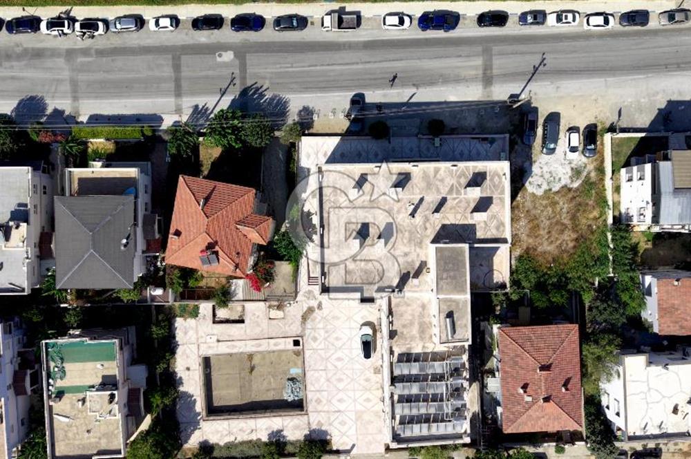 İzmir Sığacık'ta Satılık Otel Teos Marina Yakını Aktif İşletme