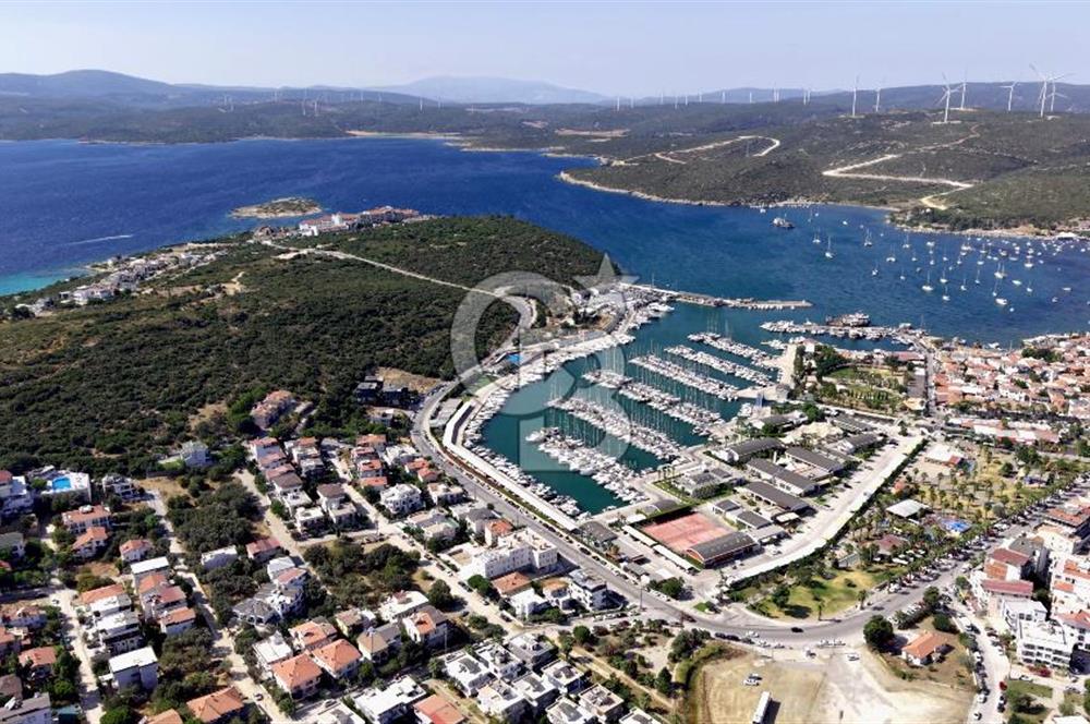 İzmir Sığacık'ta Satılık Otel Teos Marina Yakını Aktif İşletme