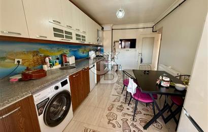 ELMADAĞ MERKEZDE LALE PASTANESİ YANINDA 3+1 SATILIK GENİŞ DAİRE