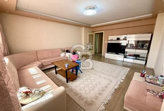 ELMADAĞ MERKEZDE LALE PASTANESİ YANINDA 3+1 SATILIK GENİŞ DAİRE