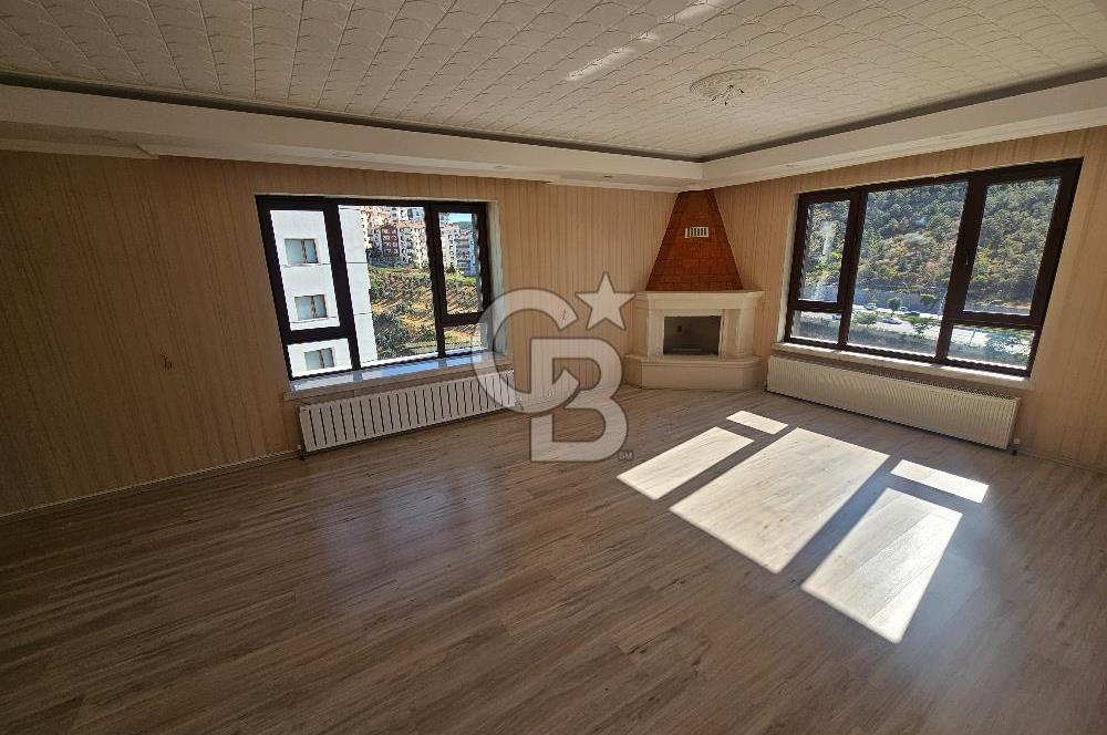 Dikmen Karapınar'da Muhteşem Manzaralı Yapılı Satılık 4+1 Daire