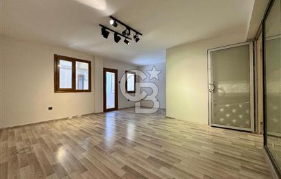 Karşıyaka Çarşıda Yatırıma Uygun Ara Kat 120m2 Satılık Ofis 