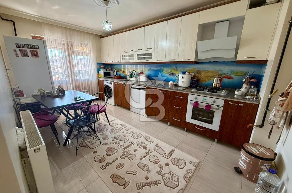 ELMADAĞ MERKEZDE LALE PASTANESİ YANINDA 3+1 SATILIK GENİŞ DAİRE