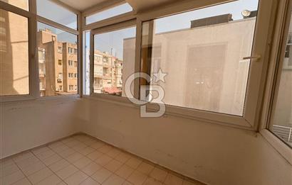 Karşıyaka Çarşıda Yatırıma Uygun Ara Kat 120m2 Satılık Ofis 