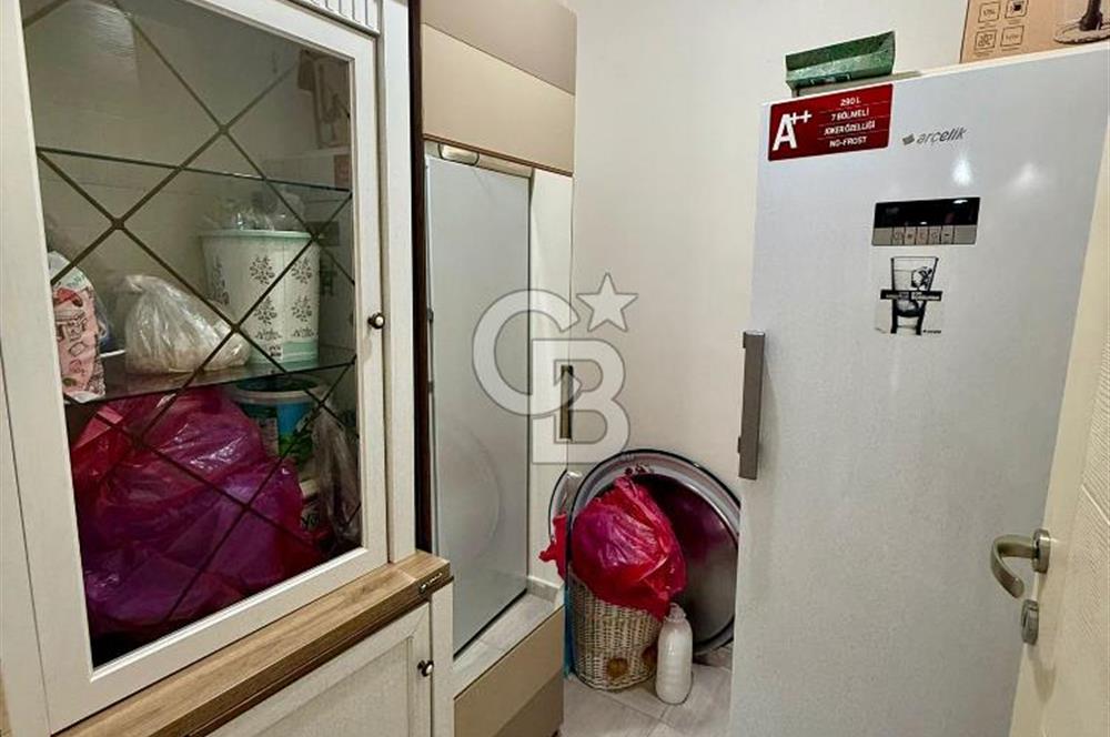 ELMADAĞ MERKEZDE LALE PASTANESİ YANINDA 3+1 SATILIK GENİŞ DAİRE