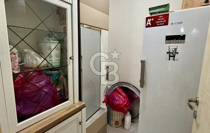 ELMADAĞ MERKEZDE LALE PASTANESİ YANINDA 3+1 SATILIK GENİŞ DAİRE