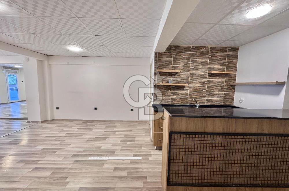Karşıyaka Çarşıda Yatırıma Uygun Ara Kat 120m2 Satılık Ofis 