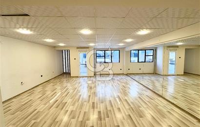 Karşıyaka Çarşıda Yatırıma Uygun Ara Kat 120m2 Satılık Ofis 