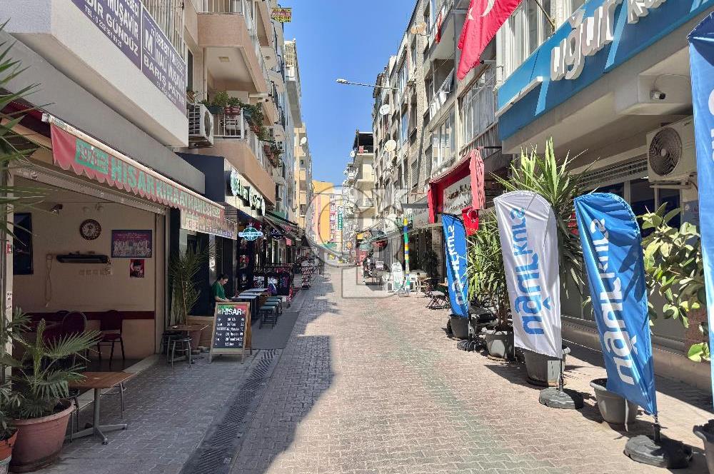 Karşıyaka Çarşıda Yatırıma Uygun Ara Kat 120m2 Satılık Ofis 