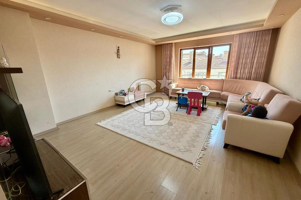 ELMADAĞ MERKEZDE LALE PASTANESİ YANINDA 3+1 SATILIK GENİŞ DAİRE