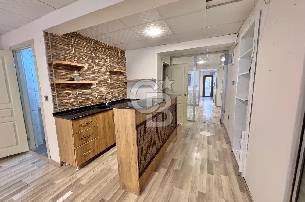 Karşıyaka Çarşıda Yatırıma Uygun Ara Kat 120m2 Satılık Ofis 