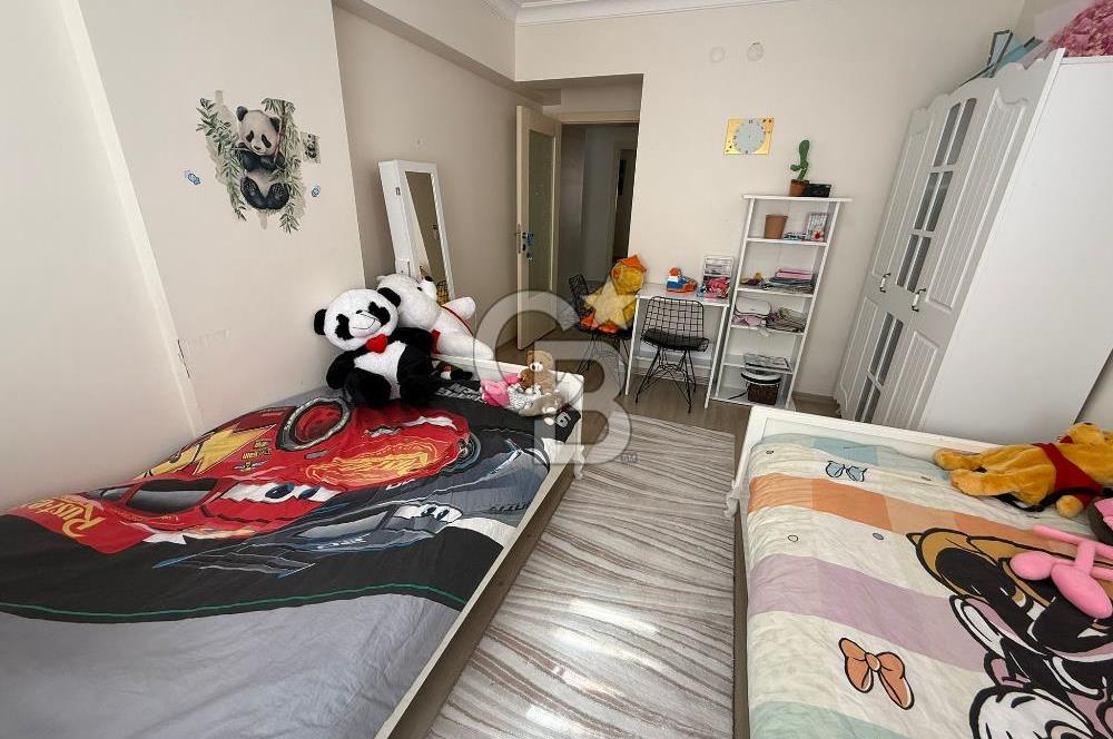 ELMADAĞ MERKEZDE LALE PASTANESİ YANINDA 3+1 SATILIK GENİŞ DAİRE