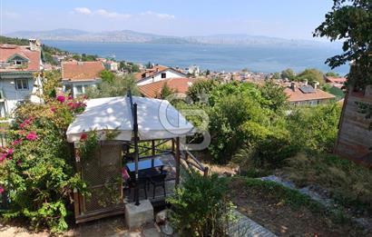 Heybeliada'da Eşsiz Deniz Manzaralı Konaklamalı İmarlı Arsa 