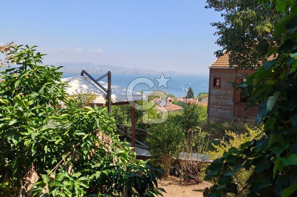 Heybeliada'da Eşsiz Deniz Manzaralı Konaklamalı İmarlı Arsa 