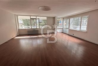 BEBEK'TE SATILIK DAİRE_ 4+1 150m2 1.KAT_ BANYO+WC+KİLER+ASANSÖR