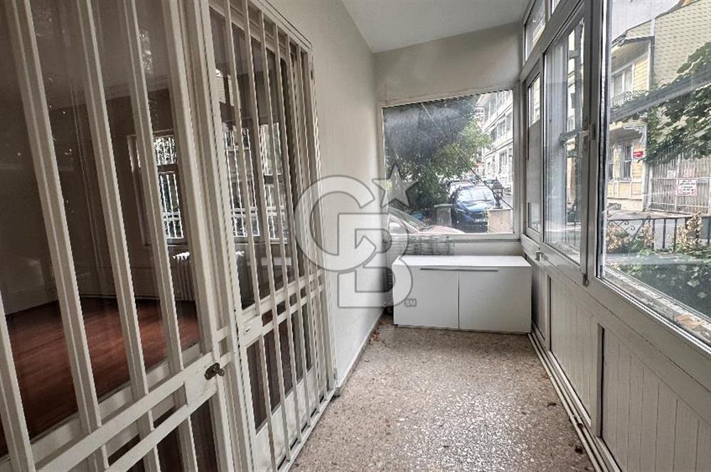BEBEK'TE SATILIK DAİRE_ 4+1 150m2 1.KAT_ BANYO+WC+KİLER+ASANSÖR