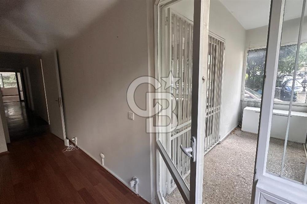 BEBEK'TE SATILIK DAİRE_ 4+1 150m2 1.KAT_ BANYO+WC+KİLER+ASANSÖR