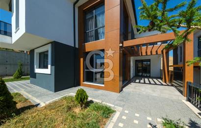 PURSAKLAR SARAY GÜMÜŞOLUK MH. SATILIK 4+1 LÜKS VİLLA
