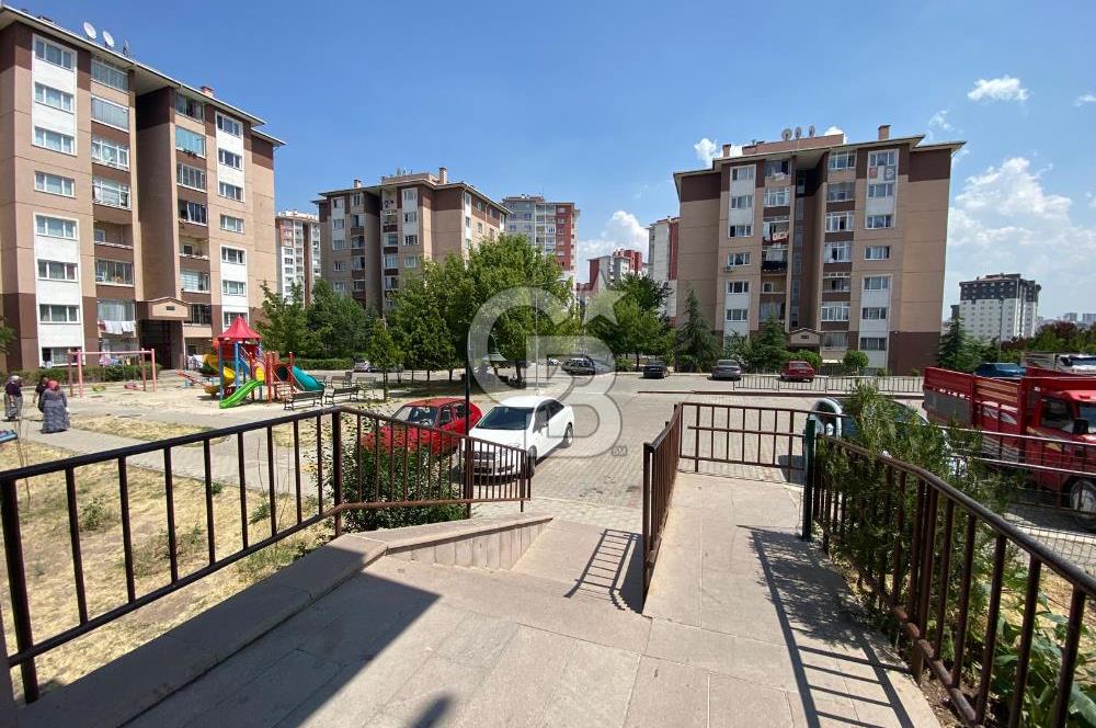 ALTINDAĞ ARA KAT SİTE İÇİNDE 2+1 SATILIK DAİRE