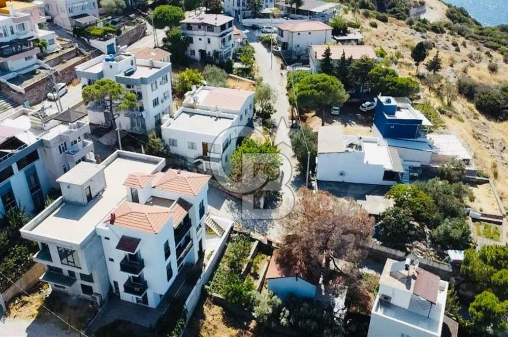 BABAKALE'DE AKLİMAN KOYUNA 50 M. MESAFEDE DENİZ MANZARALI VİLLA