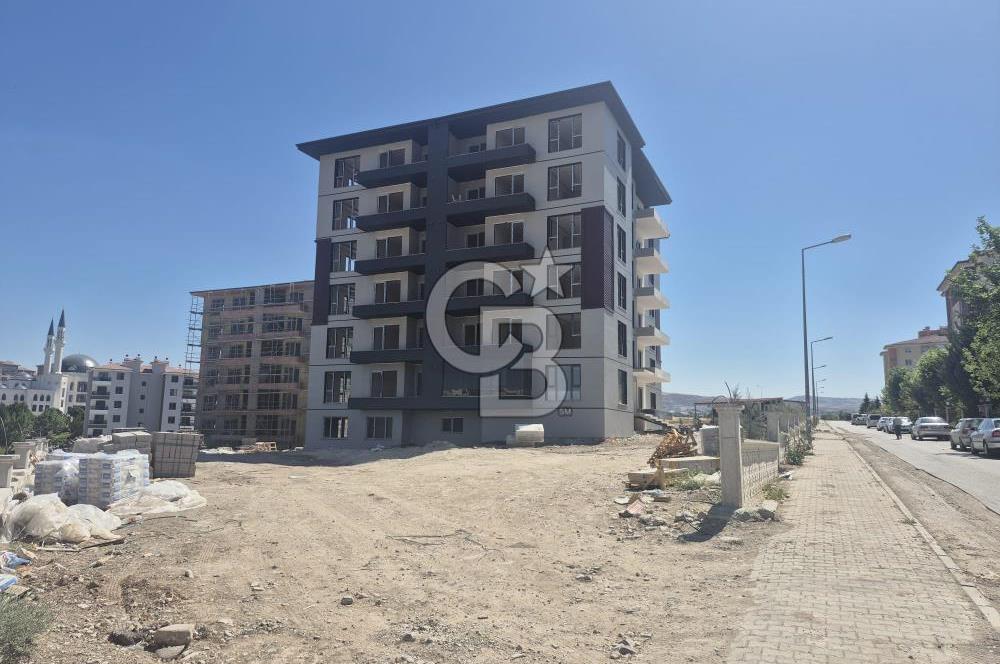 GÖLBAŞI EYMİR MAH. SİTE İÇİNDE SATILIK 2+1 SIFIR DAİRE