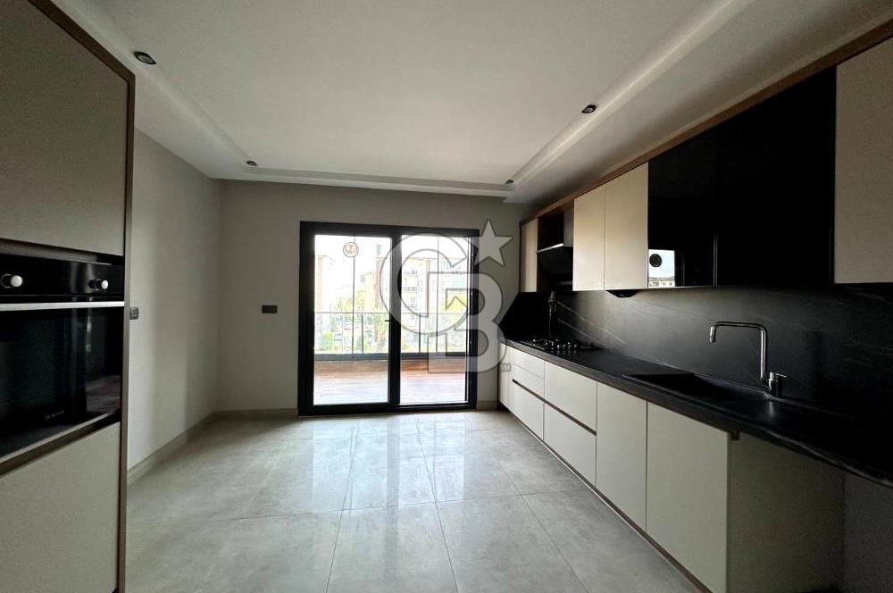 CADDE ÖREN SİTESİN'DE 4+1 SATILIK 