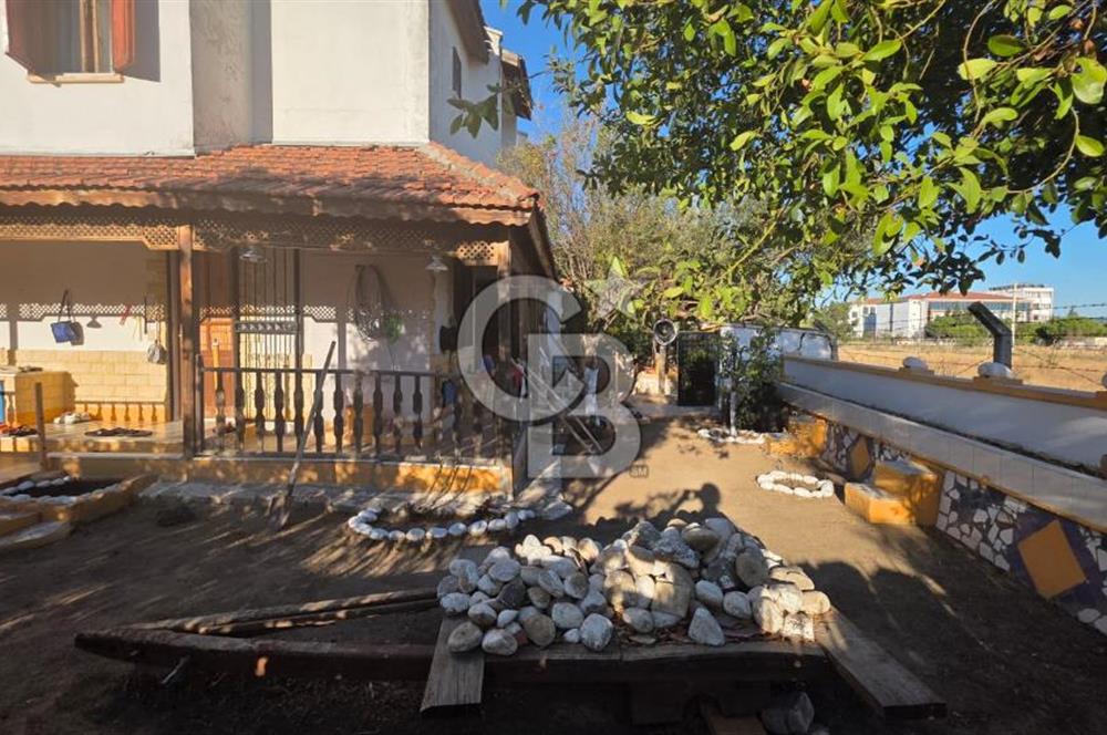 Merkezi Konumda 2 Katlı 2+1 Bahçeli Villa