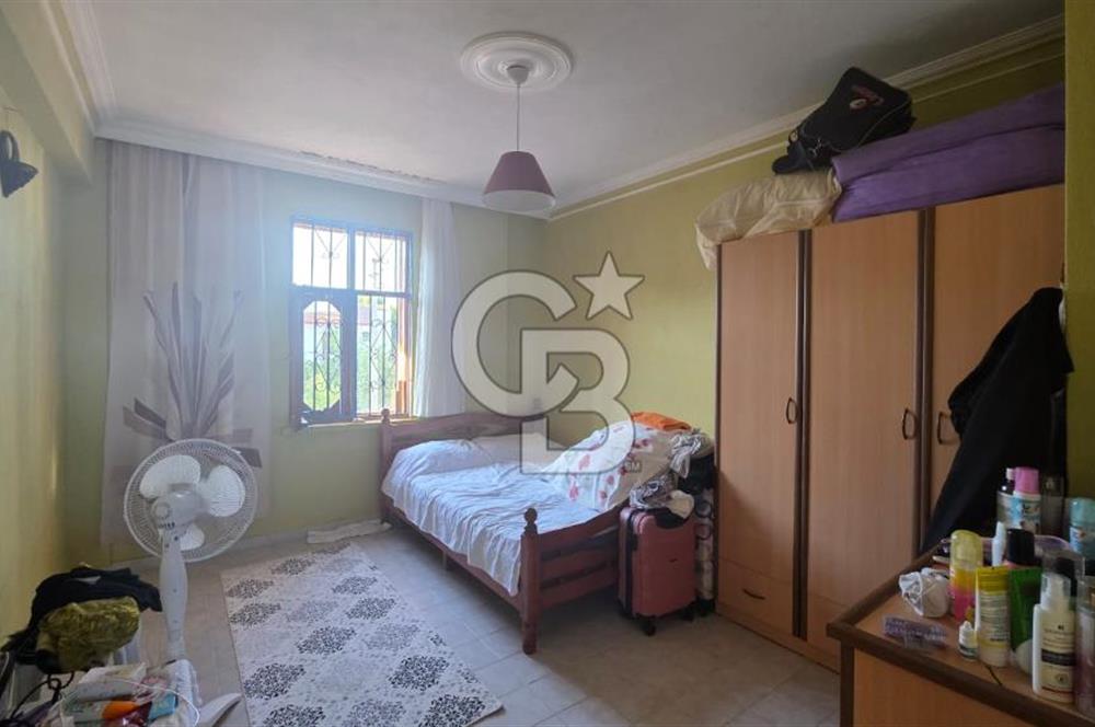 Merkezi Konumda 2 Katlı 2+1 Bahçeli Villa