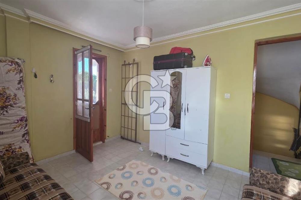 Merkezi Konumda 2 Katlı 2+1 Bahçeli Villa