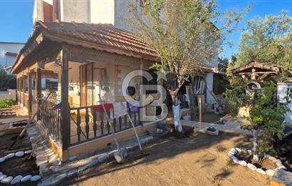 Merkezi Konumda 2 Katlı 2+1 Bahçeli Villa