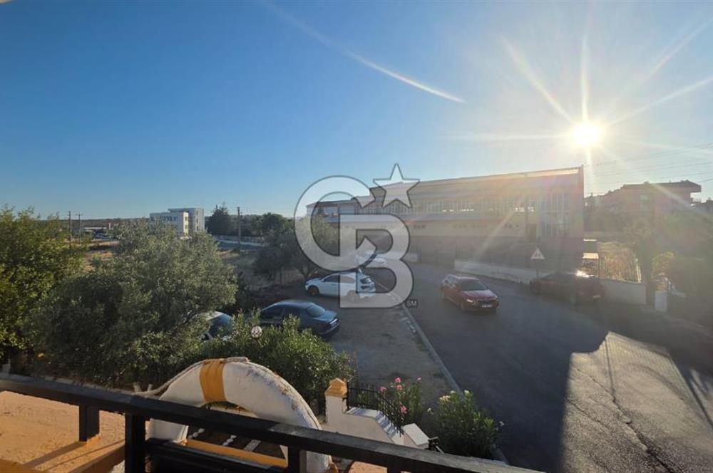 Merkezi Konumda 2 Katlı 2+1 Bahçeli Villa