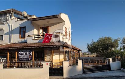 Merkezi Konumda 2 Katlı 2+1 Bahçeli Villa