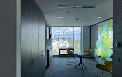 Maslak Sun Plaza 390m2 Dekorasyonlu KDV'li Ofis