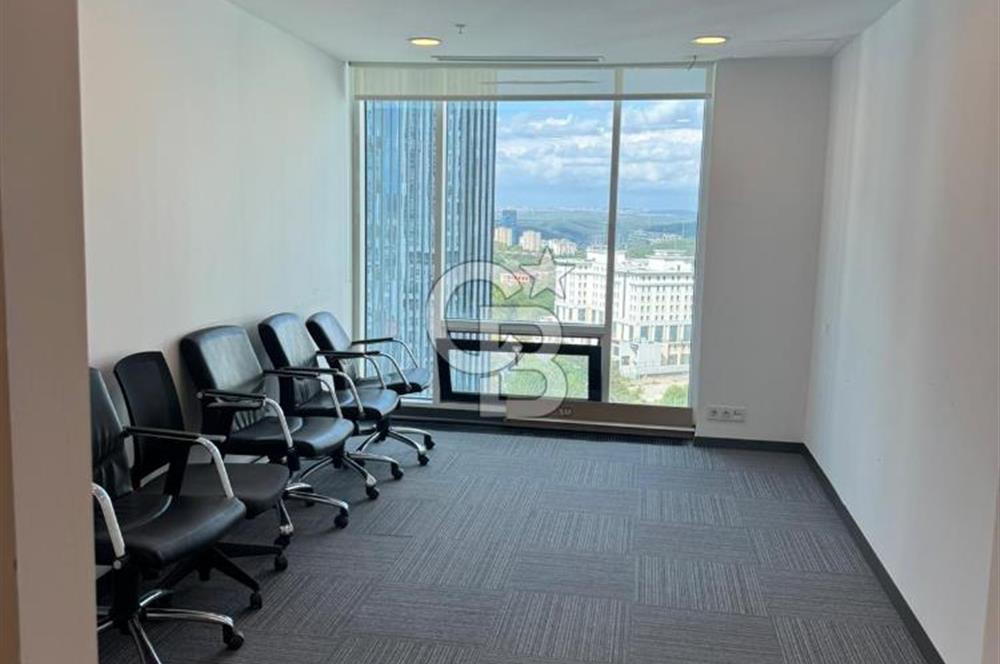 Maslak Sun Plaza 390m2 Dekorasyonlu KDV'li Ofis