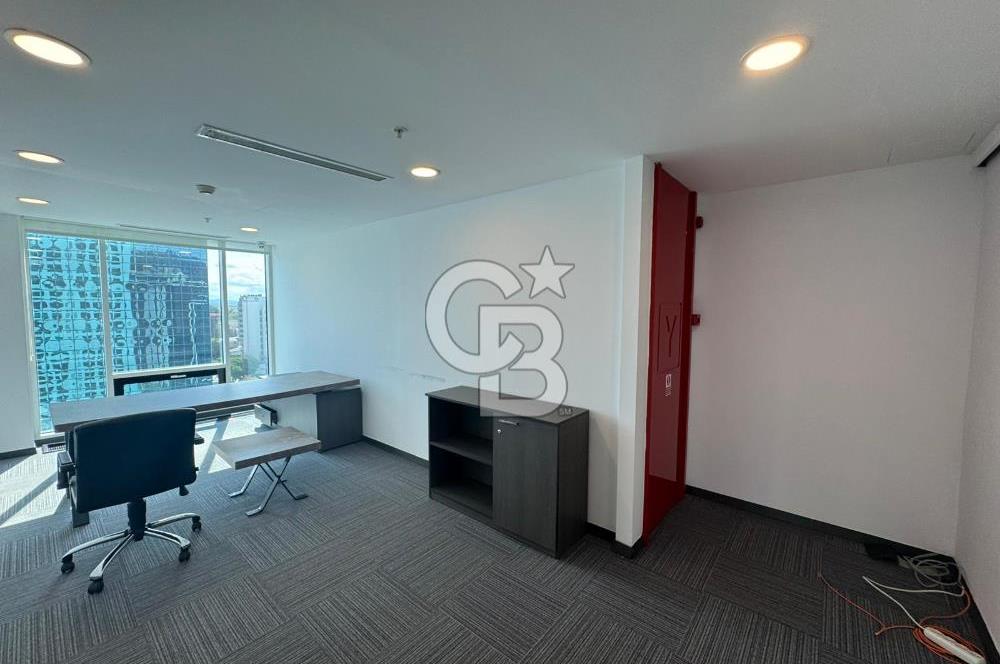 Maslak Sun Plaza 390m2 Dekorasyonlu KDV'li Ofis