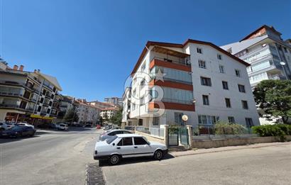 AŞIKPAŞA CADDE ÜZERİNDE 3+1 KOT 1 SATILIK DAİRE