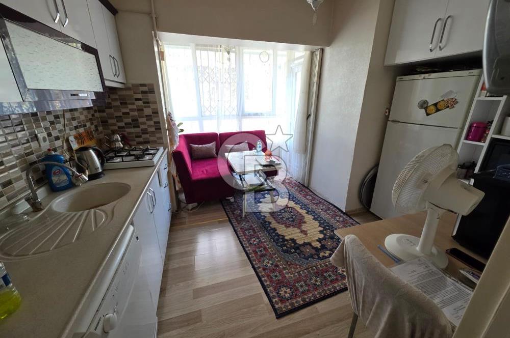 AŞIKPAŞA CADDE ÜZERİNDE 3+1 KOT 1 SATILIK DAİRE