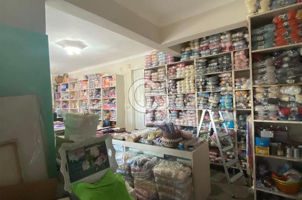 ÇİĞLİ YAKAKENTTE 69 M2 DEVREN SATILIK DÜKKANM
