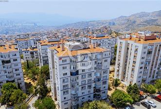BORNOVA EVKA-4 SATILIK 3+1 FULL TADİLATLI FERAH DAİRE FIRSATI.