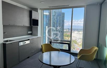 Maslak Sun Plaza 390m2 Dekorasyonlu KDV'li Ofis