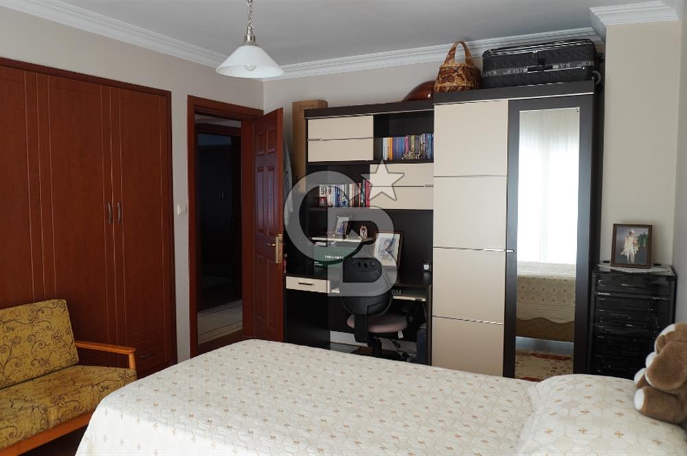 KEMALPAŞA ÖZDEŞKENT VİLLALARINDA SATILIK 3+1 VİLLA 