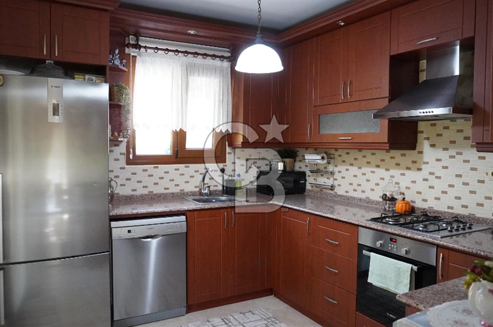 KEMALPAŞA ÖZDEŞKENT VİLLALARINDA SATILIK 3+1 VİLLA 