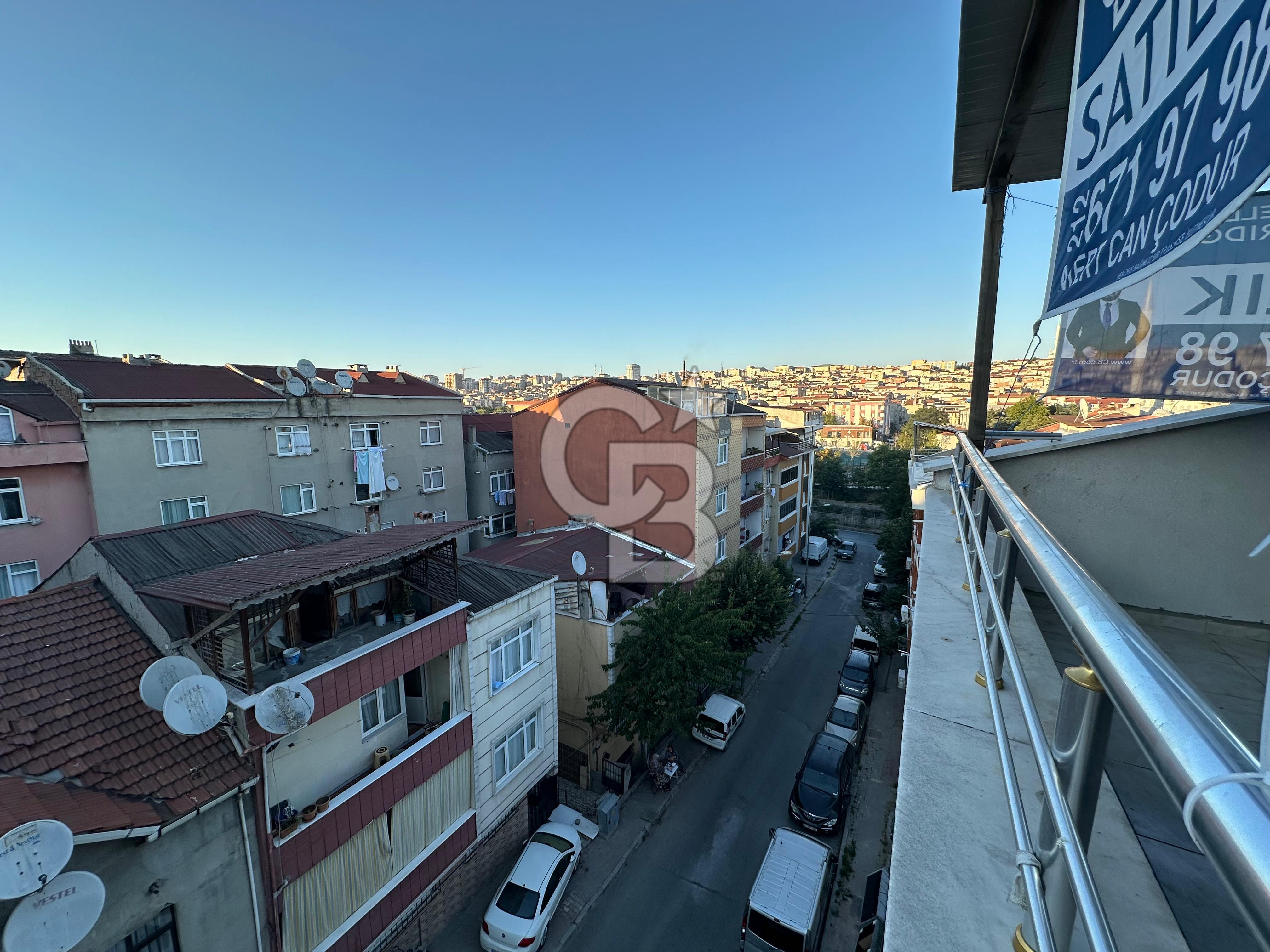 KAZIMKARABEKİR BAĞCILAR 'DA DUBLEKS TERASLI 4+1 SATILIK DAİRE