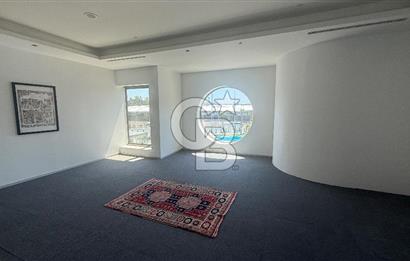 Süzer Plaza'da 3000m2 Geniş Ekipler İçin Dekorasyonlu Ofis