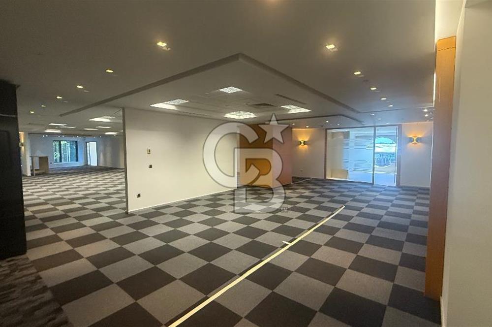 Süzer Plaza'da 1400M2 Dekorasyonlu Kdv'li Ofis Fırsatı